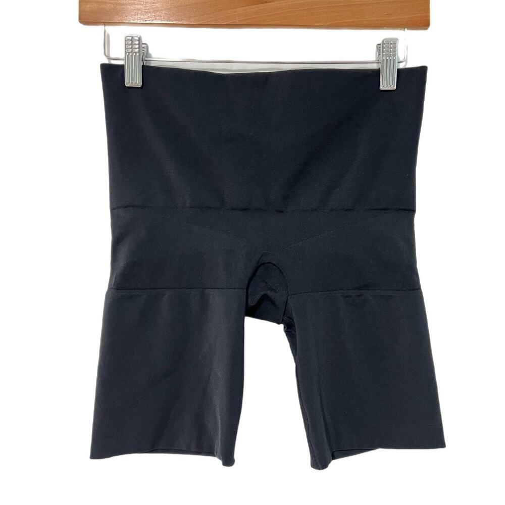 Assets By Spanx Shaping High Waist Shorts Womens XL Black 6.5” Inseam